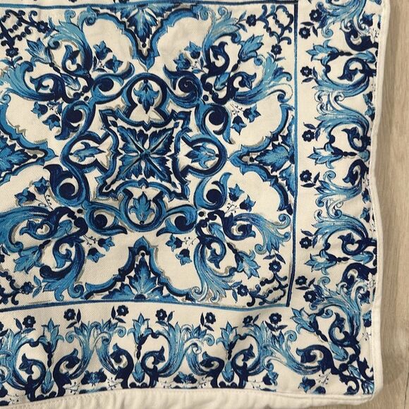 Dolce & Gabbana light blue - Picture 6 of 8